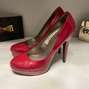G by Guess Red Pumps